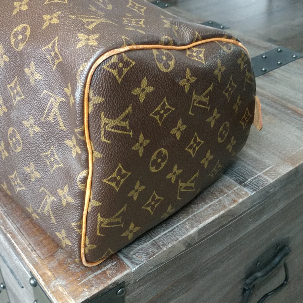 LOUIS VUITTON SPEEDY 30 *AUTHENTIC* - Picture 11 of 17